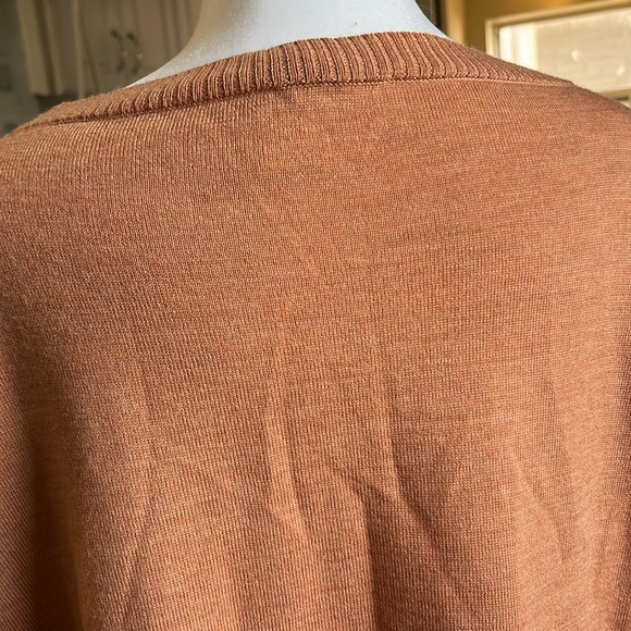 Eileen Fisher 100% merino wool top - Picture 5 of 7